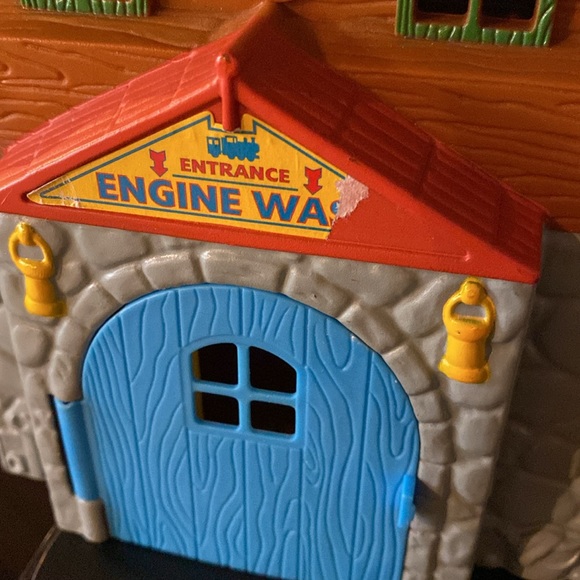 Thomas Sodar Engine Works
2003 - Picture 3 of 6